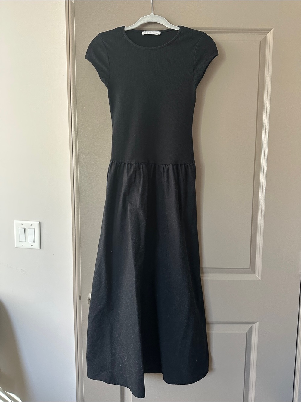 Mango Black Cap-Sleeve Maxi Dress